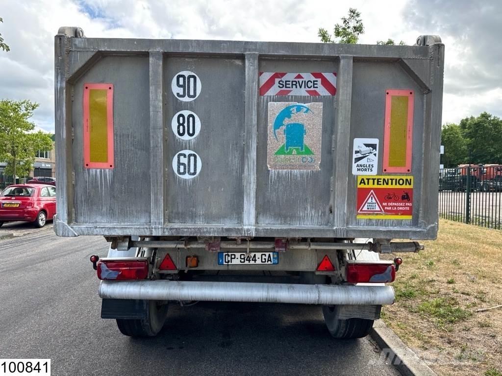 Benalu kipper Piekabes pašizgāzēji