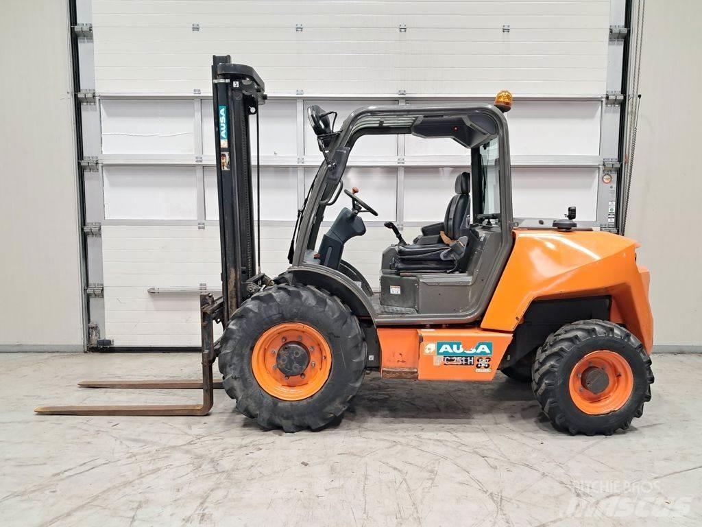 Ausa C251 HX4 Apvidus autokrāvējs