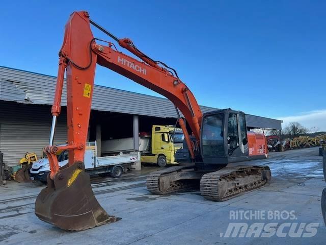 Hitachi ZX 210 LC-3 Kāpurķēžu ekskavatori