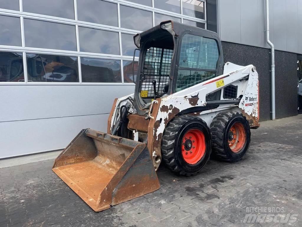 Bobcat S450 Lietoti riteņu kompaktiekrāvēji