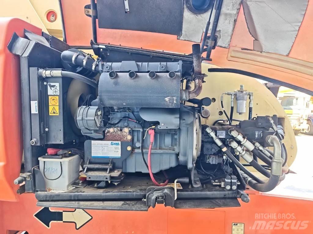 JLG 860 SJ Šķerveida pacēlāji