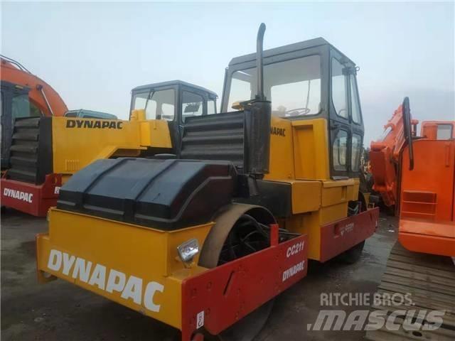 Dynapac CC211 Vienvalča grunts veltņi