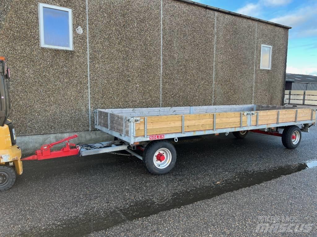 Solus 504 Standarta piekabes