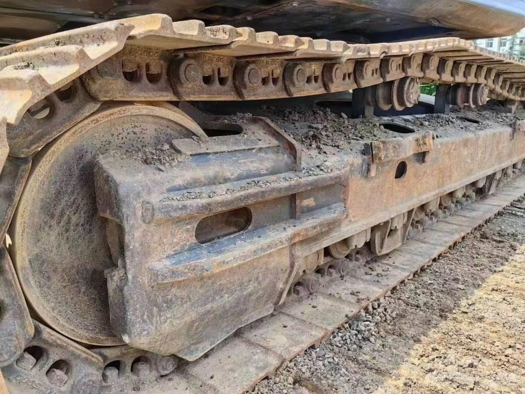Doosan DX 300 Kāpurķēžu ekskavatori