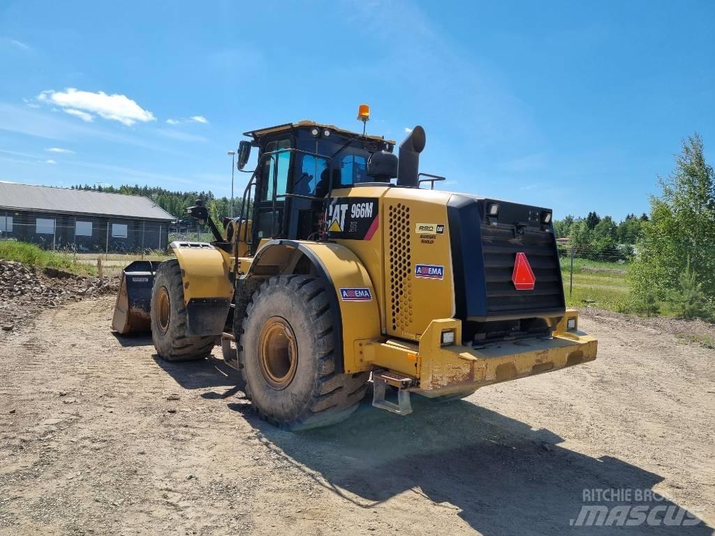CAT 966 M Iekrāvēji uz riteņiem