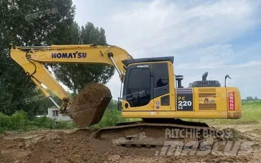 Komatsu PC 220-8 Mini ekskavatori < 7 t