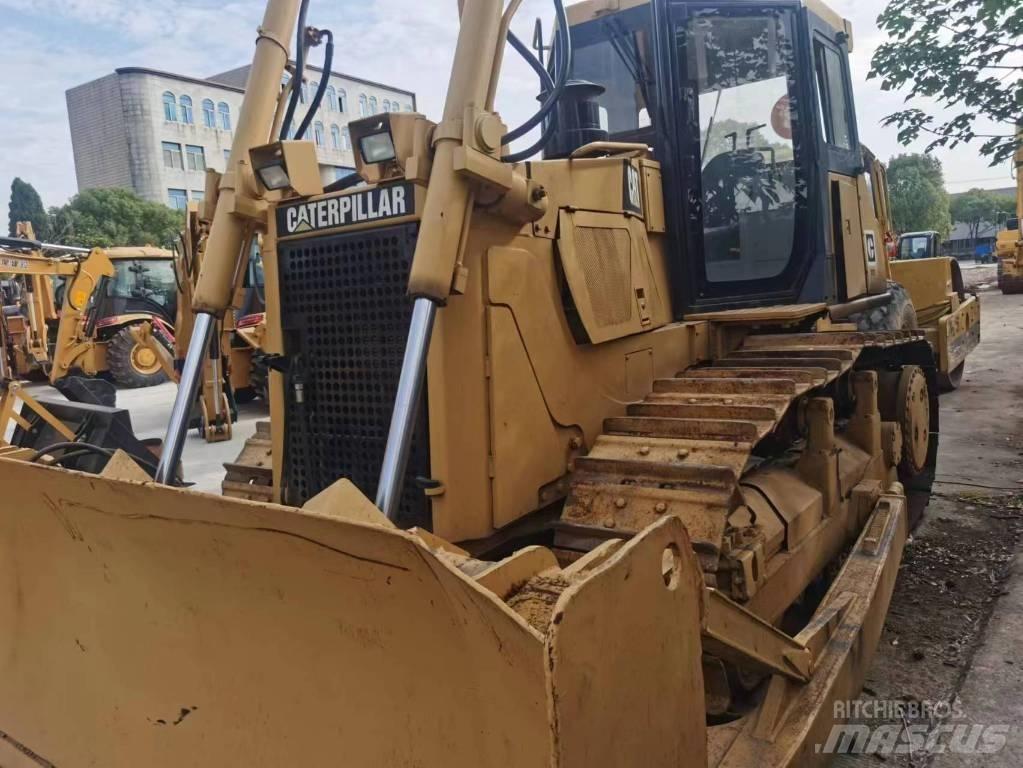 CAT D 7 G Kāpurķēžu buldozeri