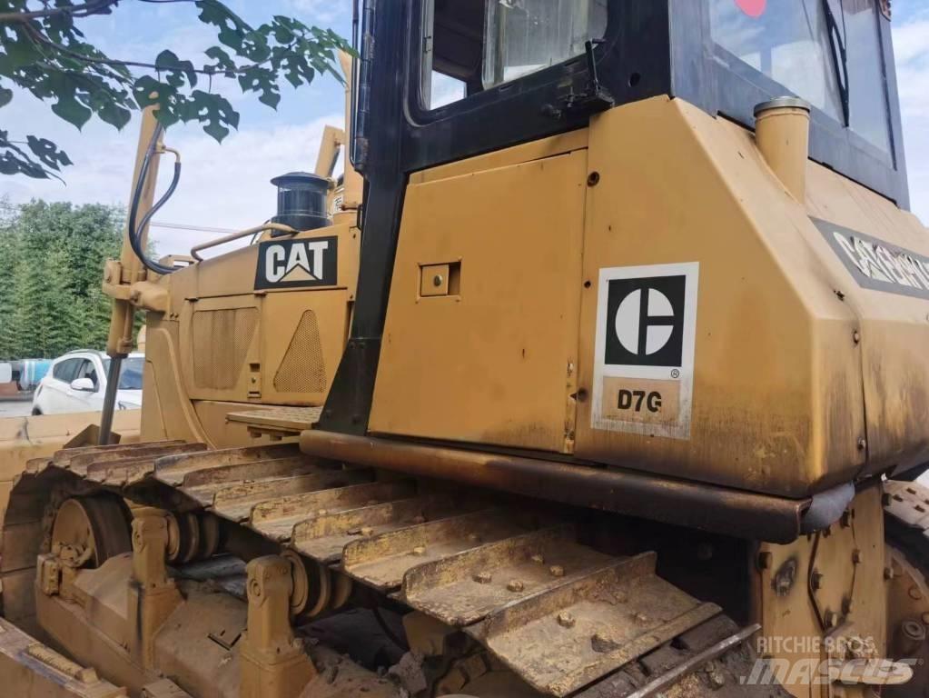 CAT D 7 G Kāpurķēžu buldozeri
