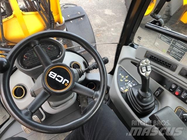 JCB 407 Iekrāvēji uz riteņiem