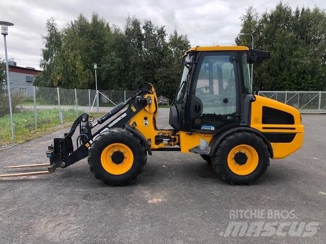 JCB 407 Iekrāvēji uz riteņiem