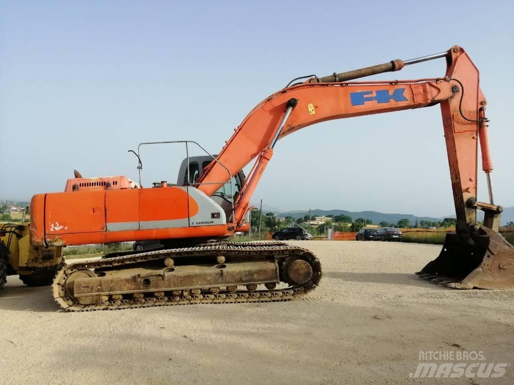 Fiat-Kobelco E385 Kāpurķēžu ekskavatori