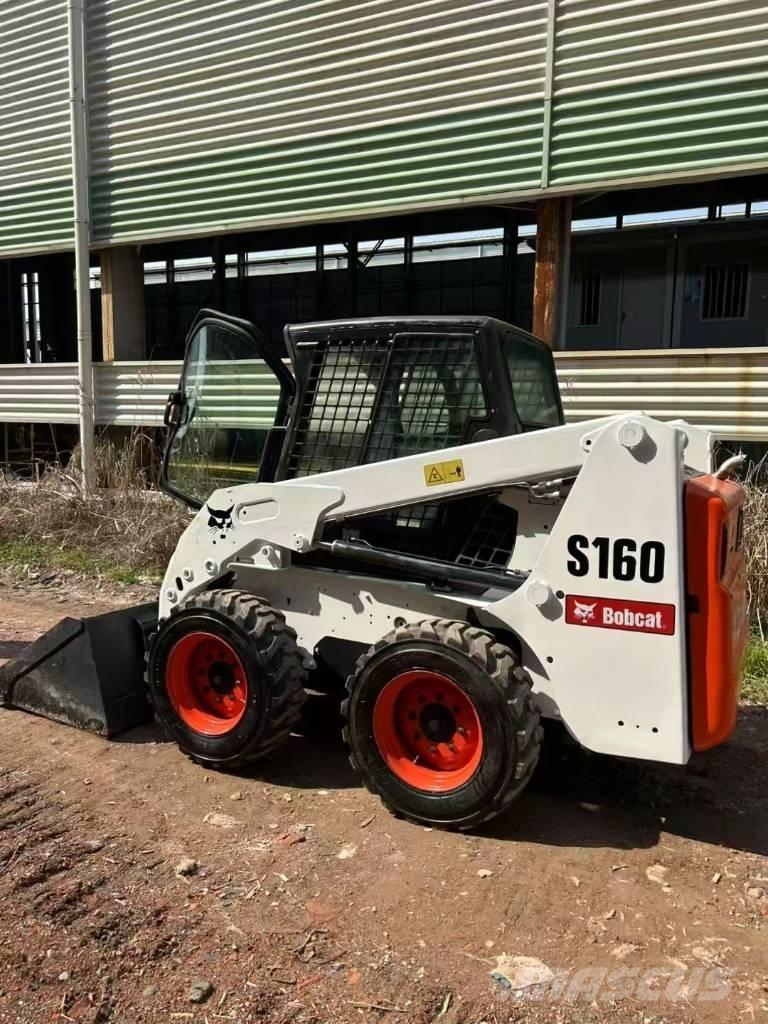 Bobcat S 160 Lietoti riteņu kompaktiekrāvēji