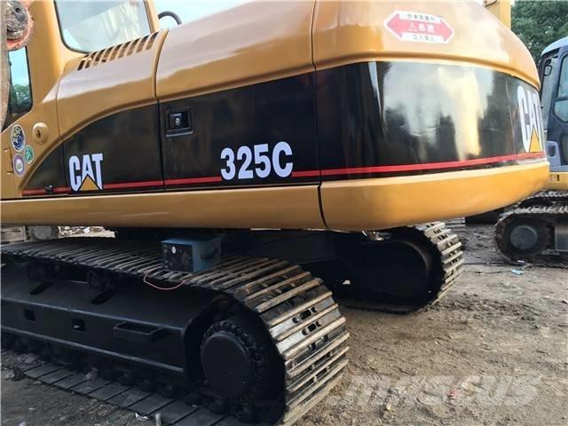 CAT 325 C Kāpurķēžu ekskavatori