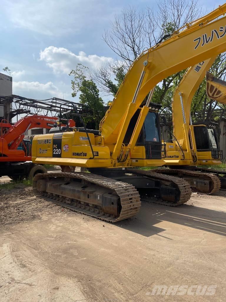 Komatsu pc220-8 Kāpurķēžu ekskavatori