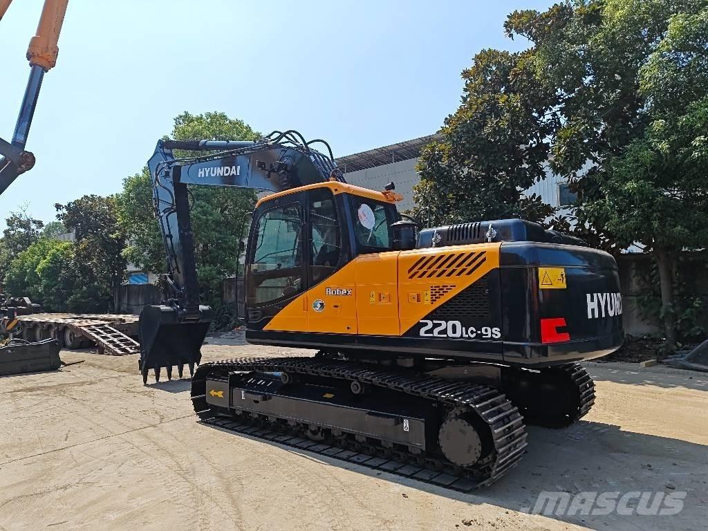 Hyundai R220LC-9S Kāpurķēžu ekskavatori