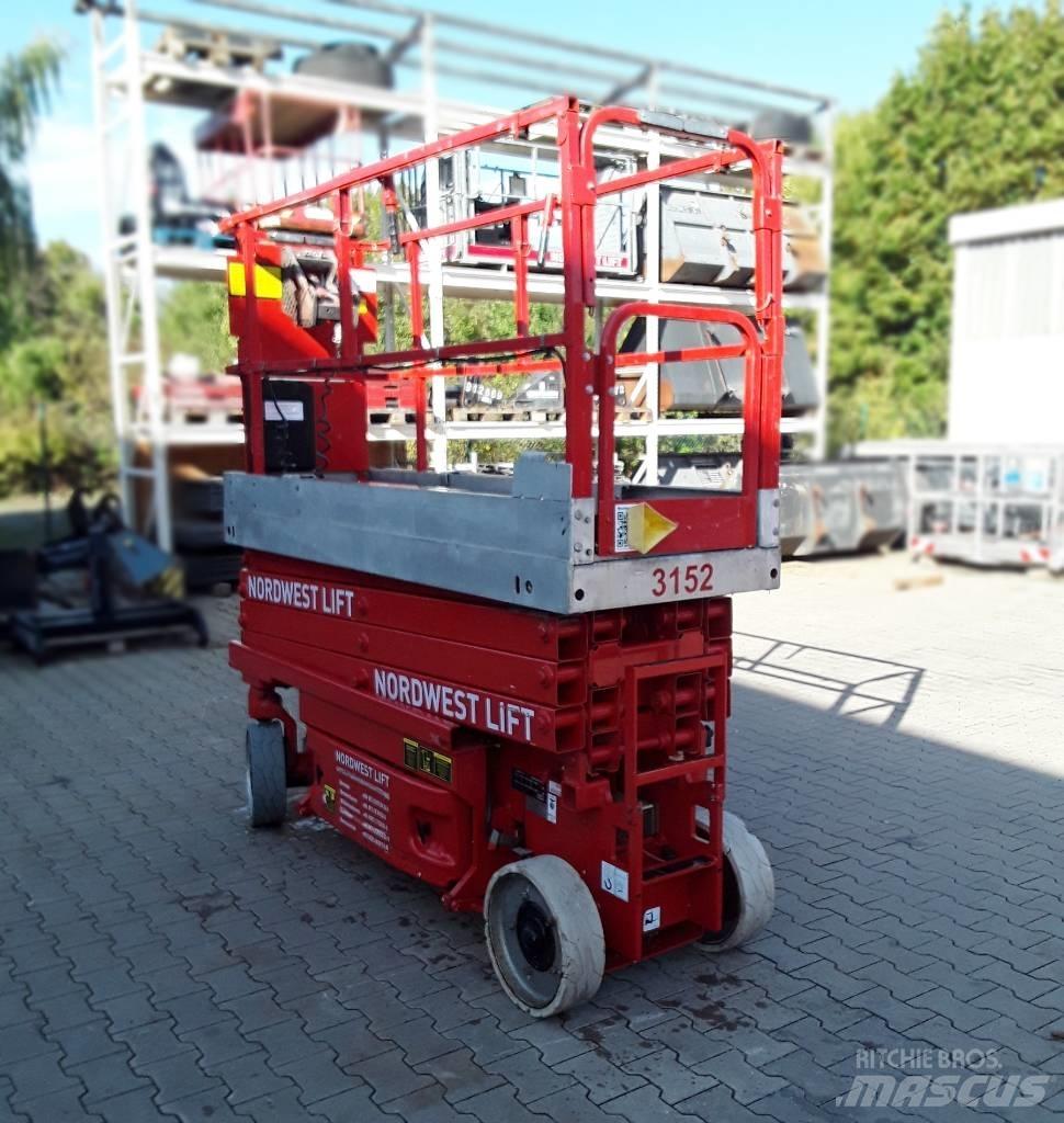 JLG 2630 ES Šķerveida pacēlāji