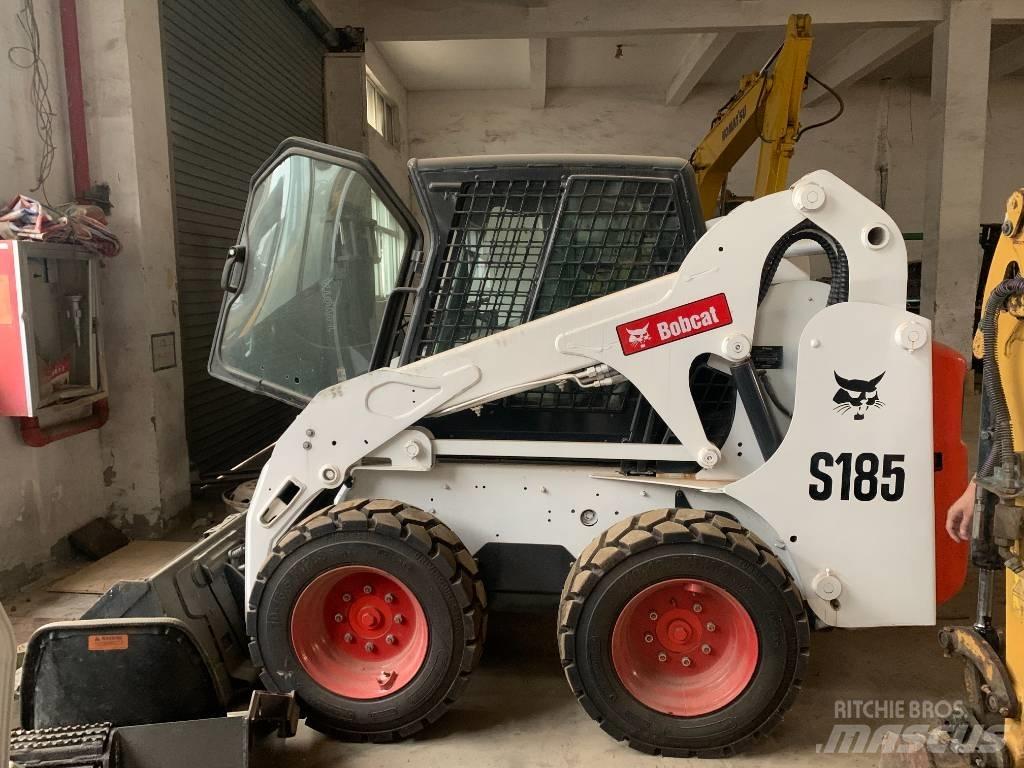 Bobcat S 185 Lietoti riteņu kompaktiekrāvēji