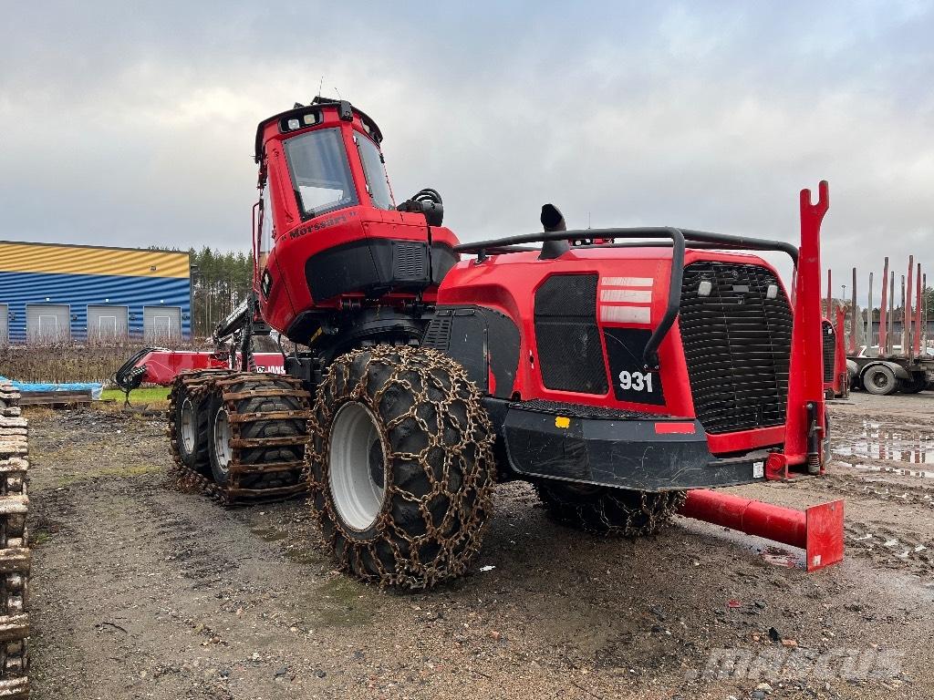Komatsu 931 Harvesteri