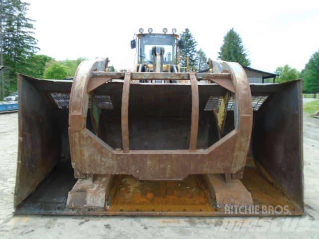 Volvo L 180 C Iekrāvēji uz riteņiem