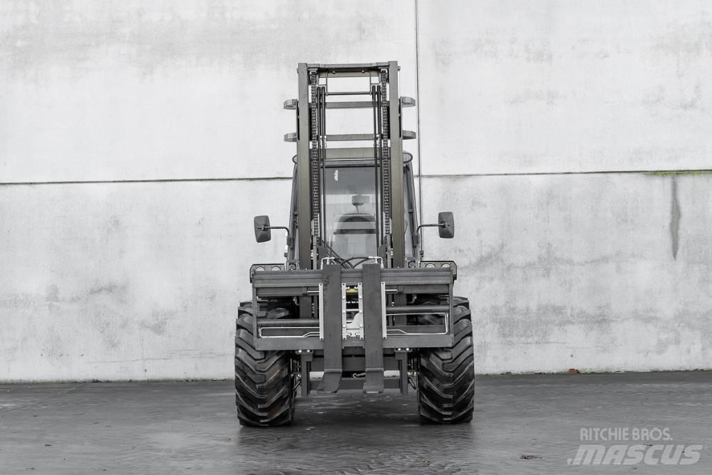 Manitou M 50-4 Tehnika ar dīzeļa dzinēju