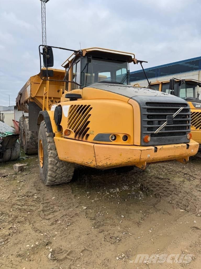 Volvo A 40 D Artikulētie pašizgāzēji