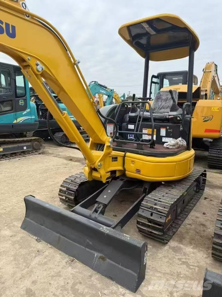 Komatsu 30 Kāpurķēžu ekskavatori