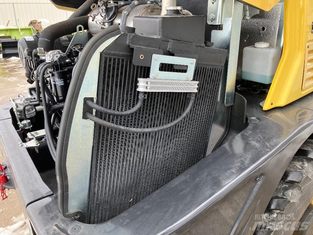 Yanmar V 80 Iekrāvēji uz riteņiem