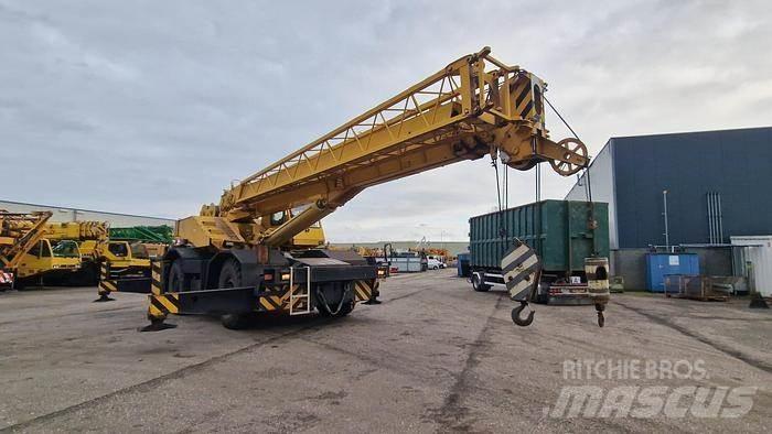 Tadano TR-400E Celtņi nelīdzenām virsmām