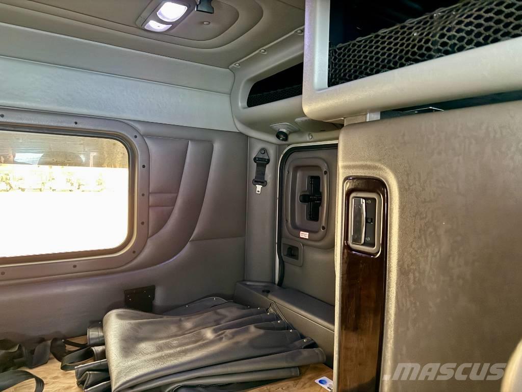 Peterbilt 389 Vilcēji