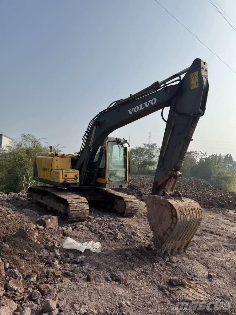 Volvo EC140B Kāpurķēžu ekskavatori