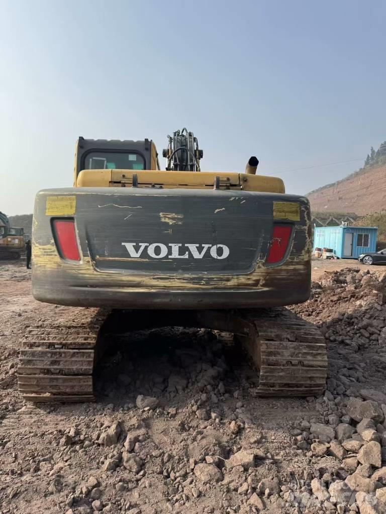 Volvo EC140B Kāpurķēžu ekskavatori