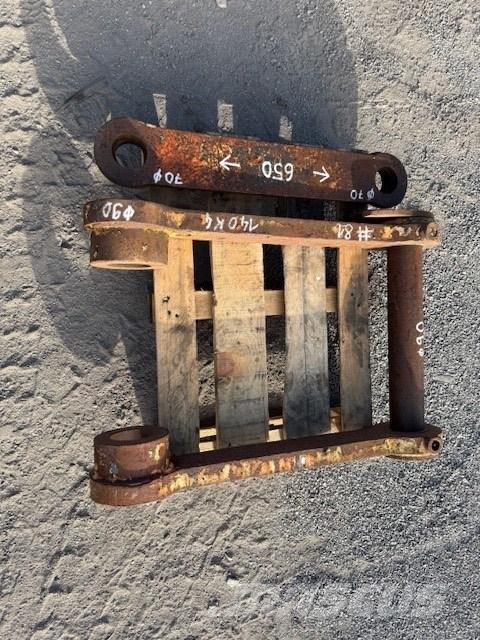 CNH EXCAVATOR LINKS Grāvju arkls