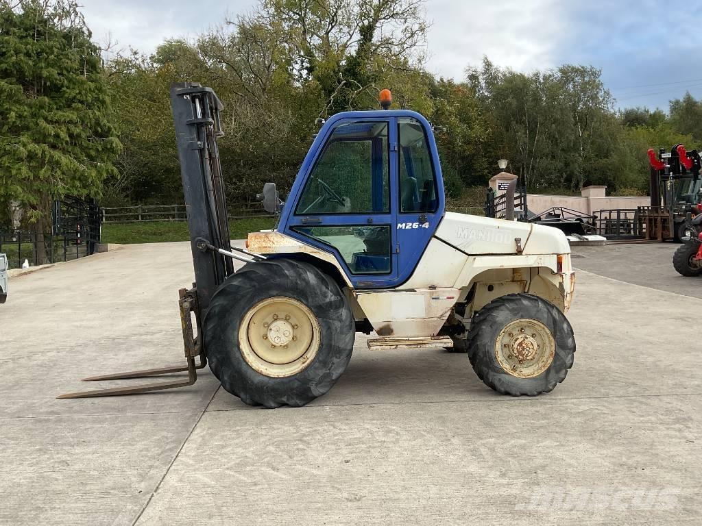 Manitou M 26.4 Apvidus autokrāvējs