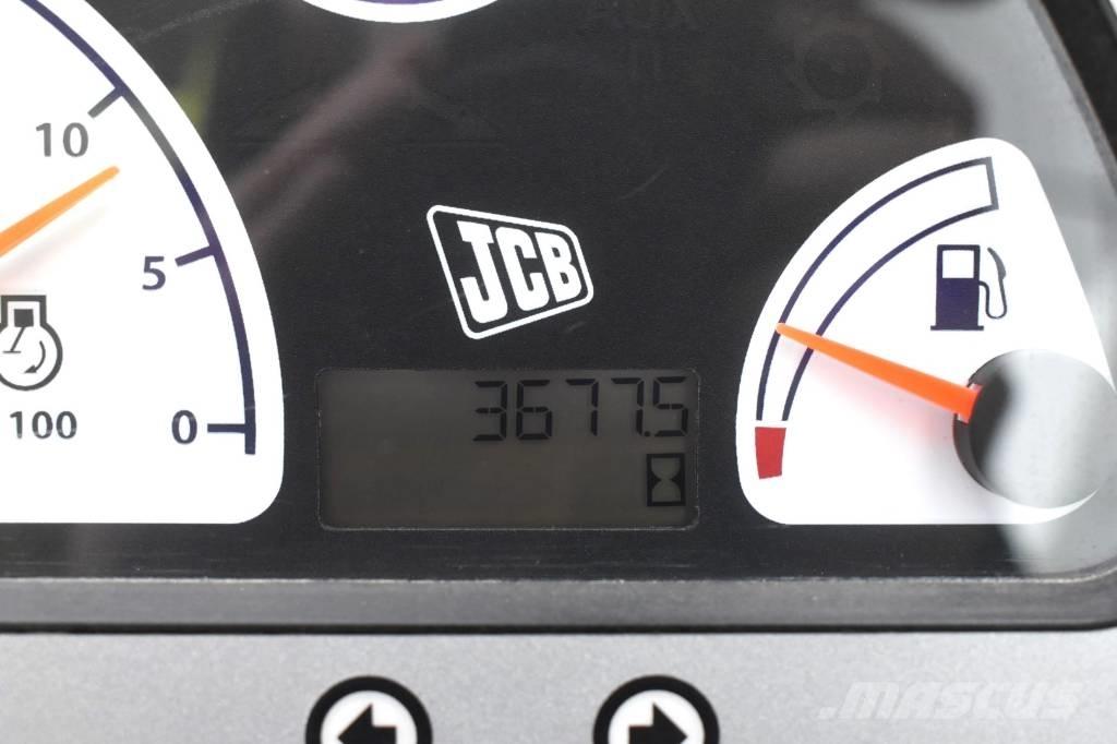 JCB 535-140 Teleskopiskie manipulatori