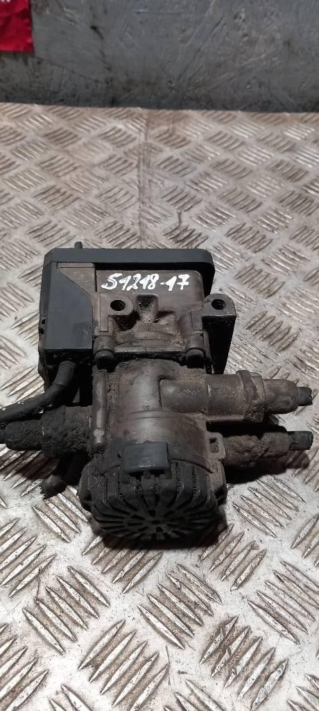 Scania R 440   1879275 Bremzes