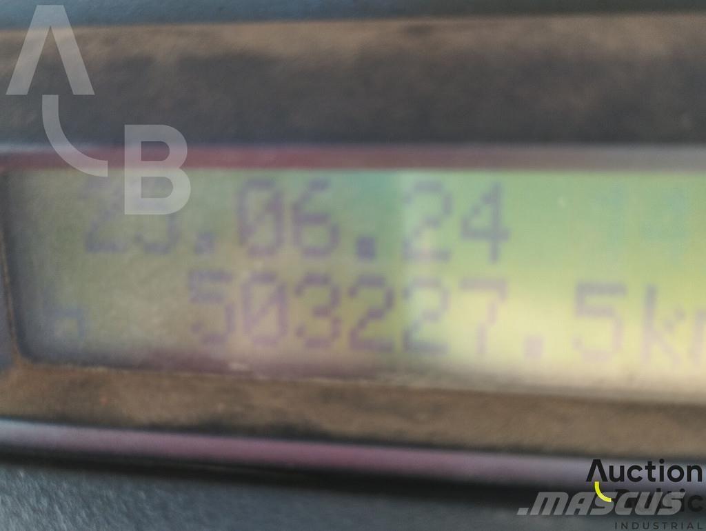 Iveco 260 E44 Pašizgāzējs