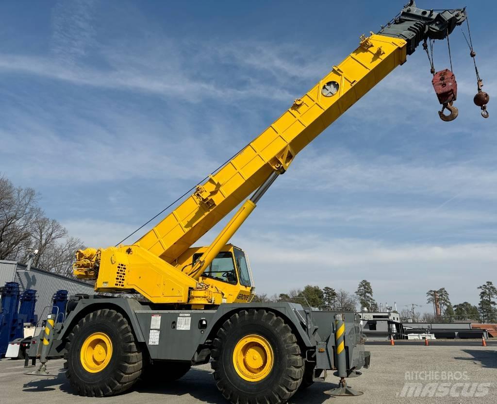 Grove RT 875 B XL Celtņi nelīdzenām virsmām