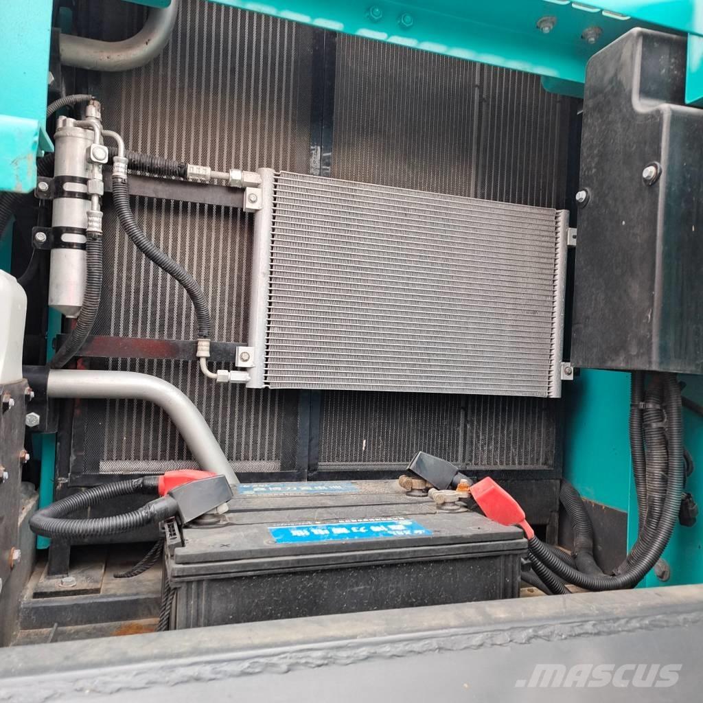 Kobelco SK 200-8 Kāpurķēžu ekskavatori