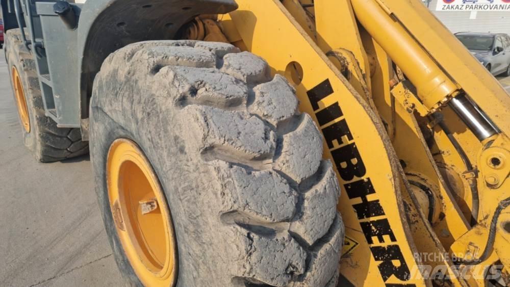 Liebherr 556 Iekrāvēji uz riteņiem