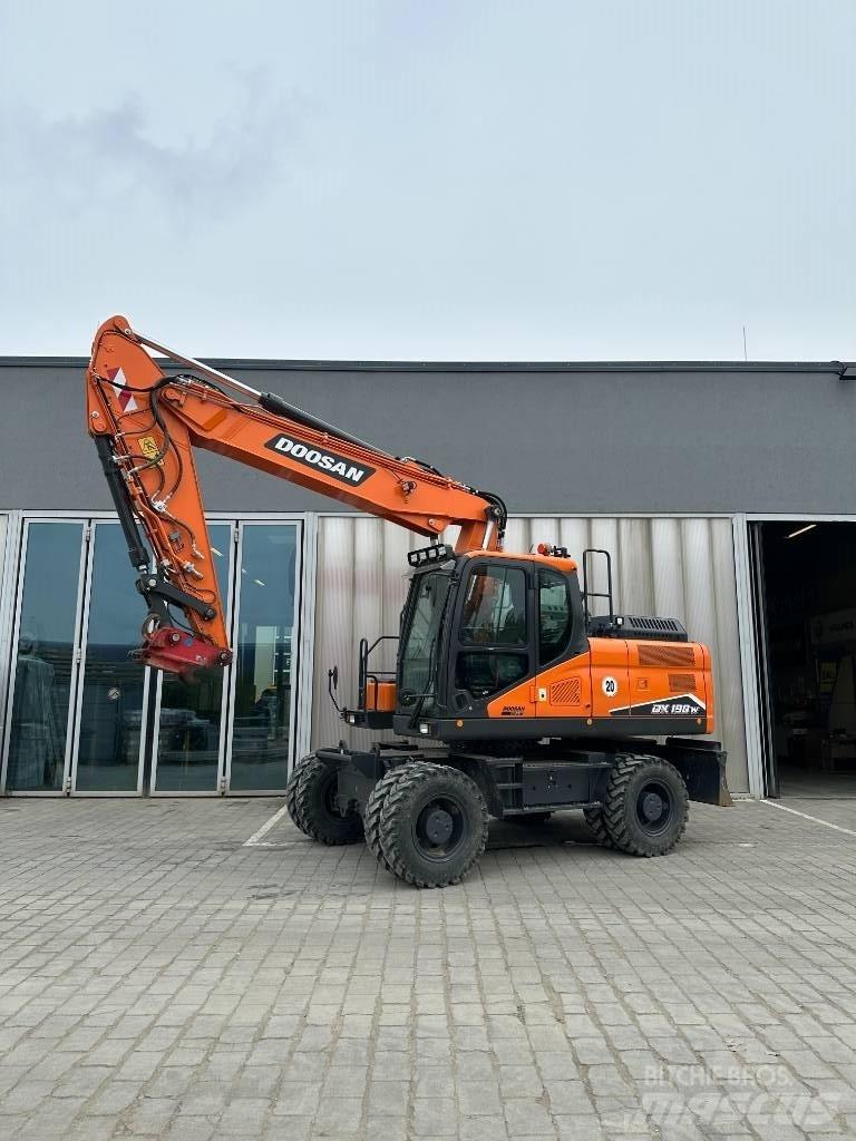 Doosan DX 190 W-7 Ekskavatori uz riteņiem