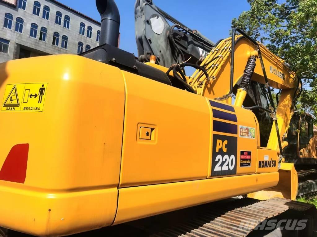 Komatsu PC 220-7 Kāpurķēžu ekskavatori