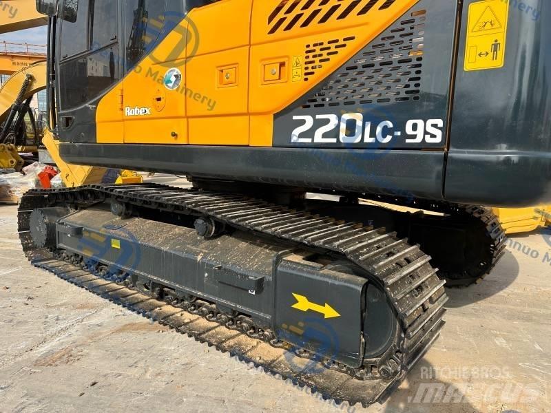 Hyundai R220LC-9S Kāpurķēžu ekskavatori