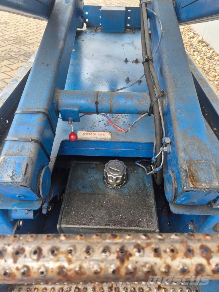 UpRight MX19 Šķerveida pacēlāji