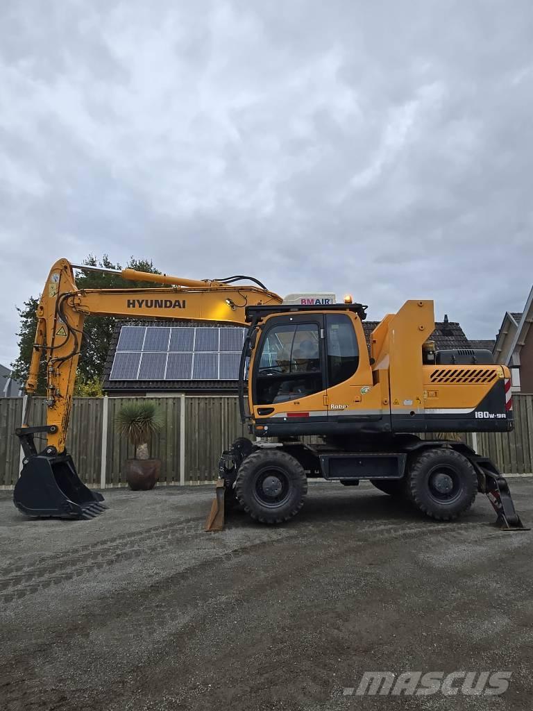 Hyundai R 180W-9A Ekskavatori uz riteņiem
