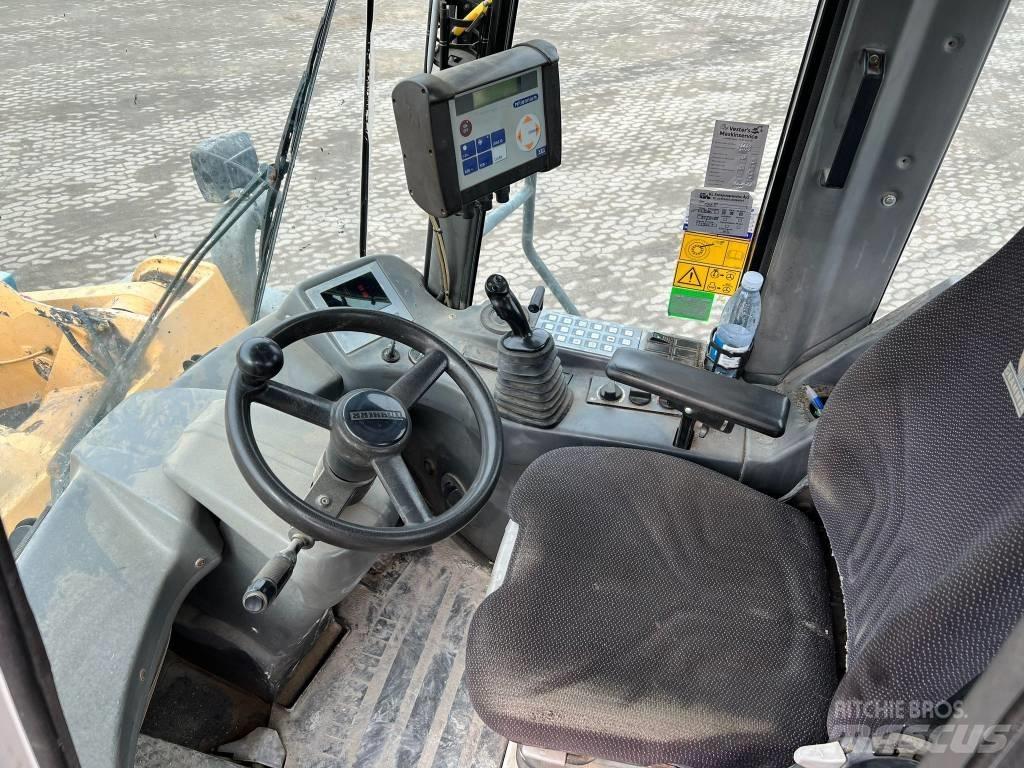 Liebherr 580 Iekrāvēji uz riteņiem