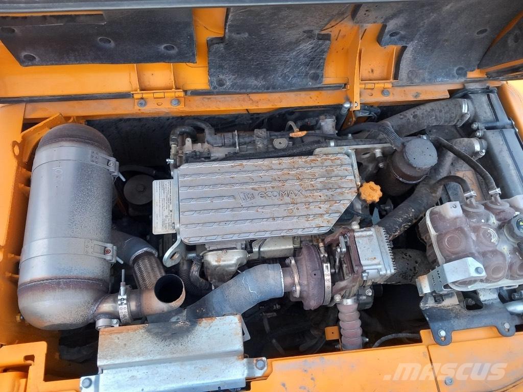 JCB js 190 Kāpurķēžu ekskavatori