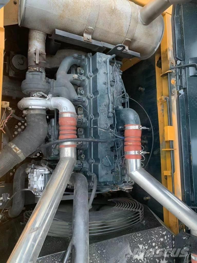Hyundai R305LC-9T Kāpurķēžu ekskavatori