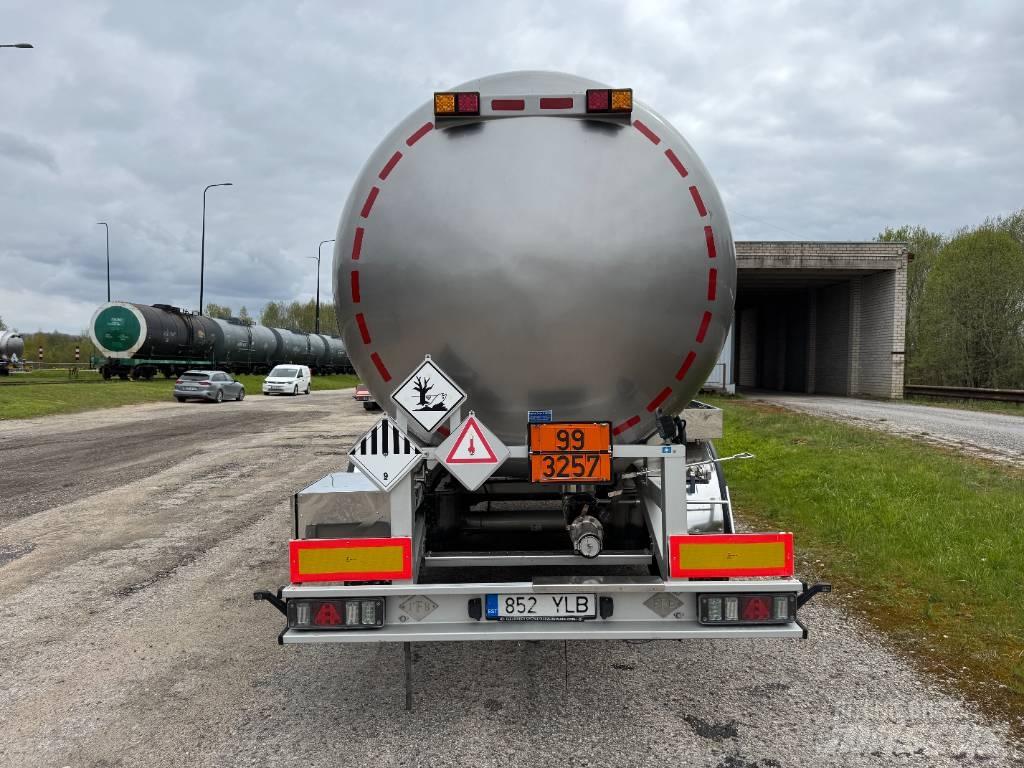 Feldbinder TSA 32.3 Autocisternas
