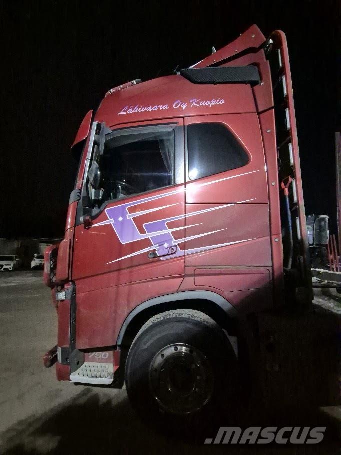 Volvo FH16 750 8x4 Kokvedēji