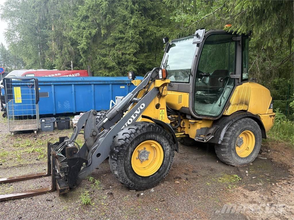 Volvo L 25 B Iekrāvēji uz riteņiem